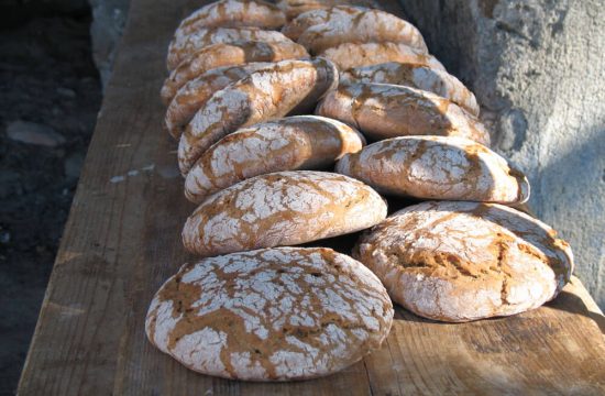 Täglicher Frühstücksservice und leckere hofeigene Produkte